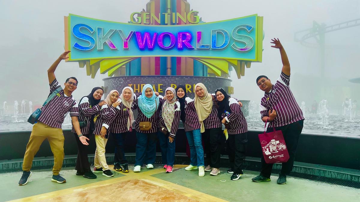 Happy Tour Guests Malaysia